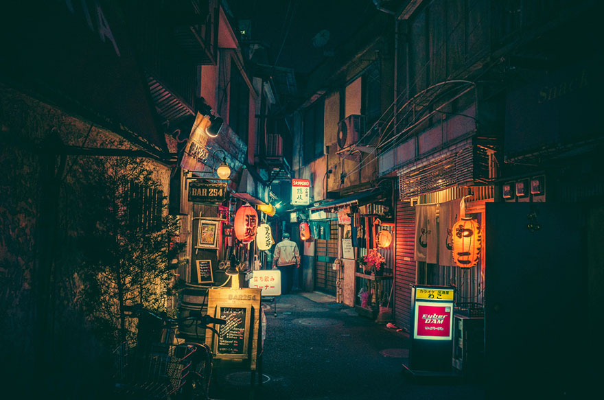 ulice tokya v noci (1)