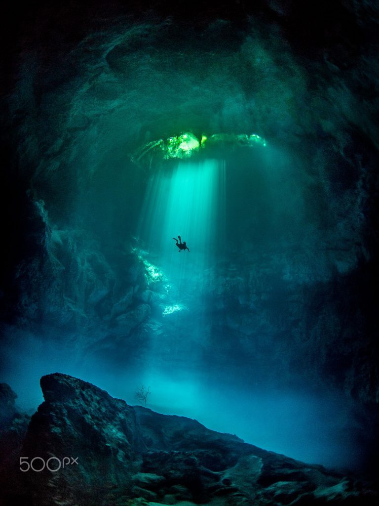 podmorské jaskyne